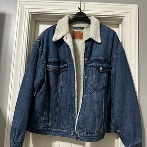EUC Levi Sherpa Lined Denim Jacket 2x